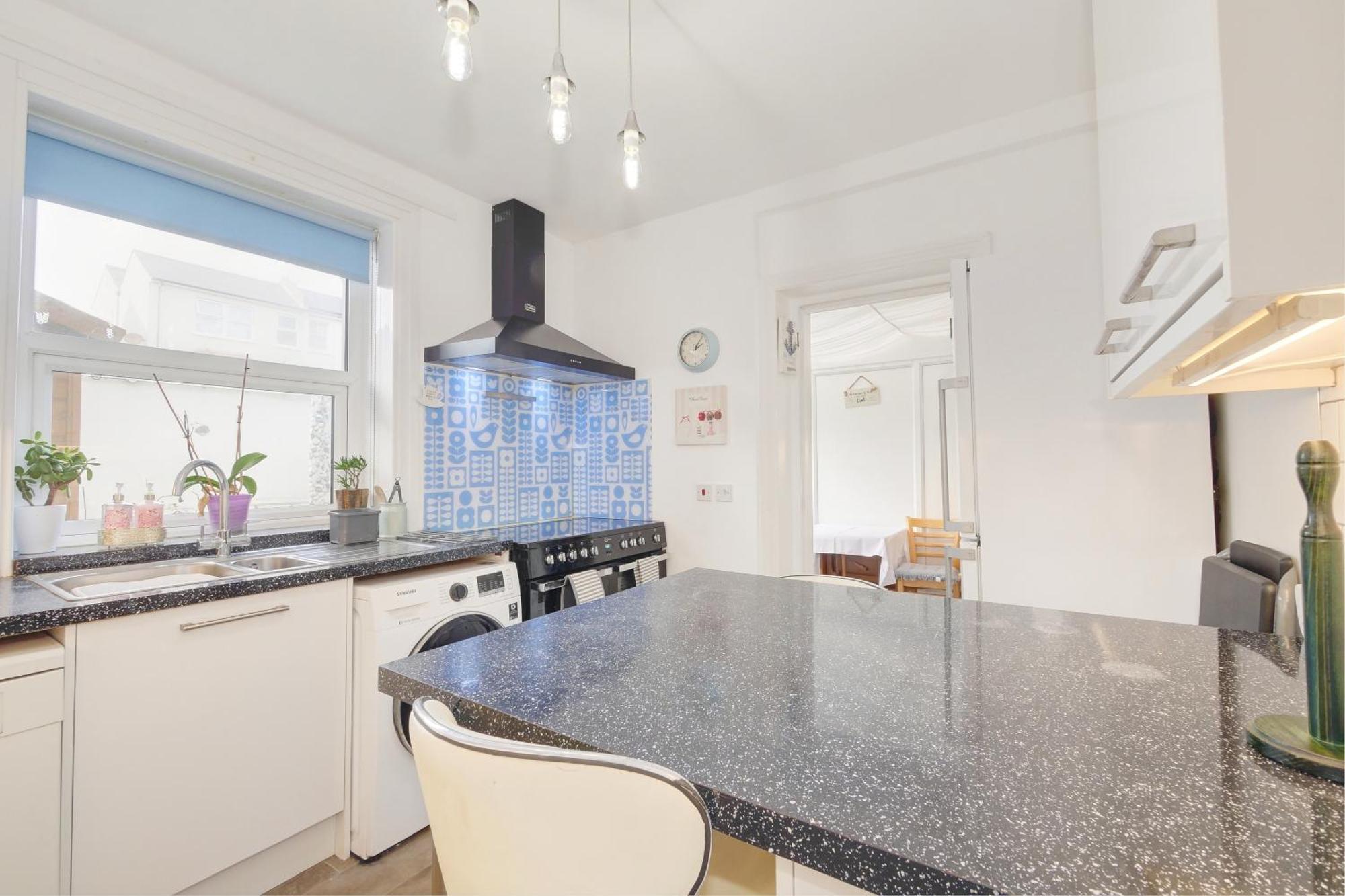 Bay Lodge Guest House Eastbourne Oda fotoğraf