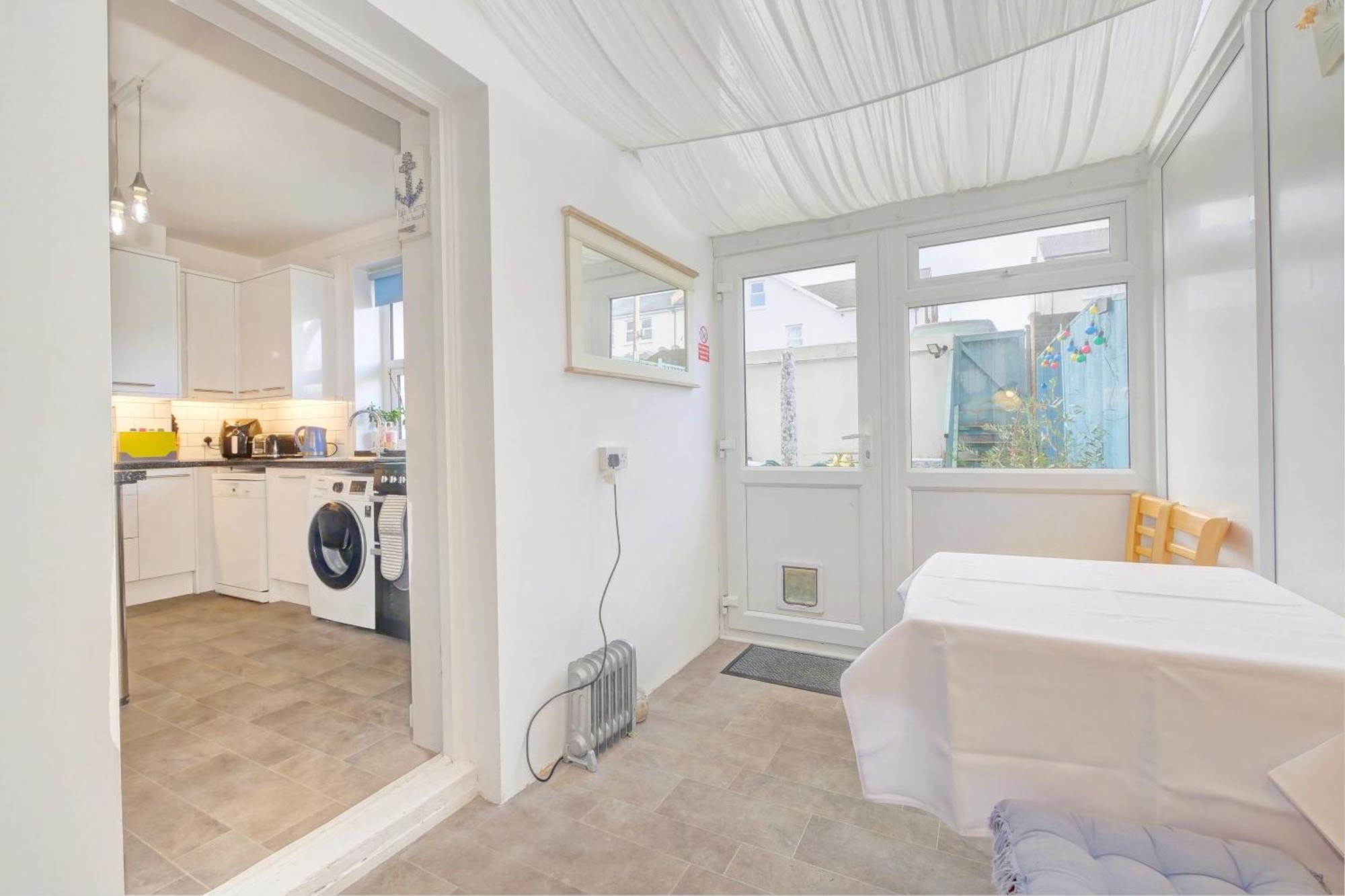Bay Lodge Guest House Eastbourne Oda fotoğraf