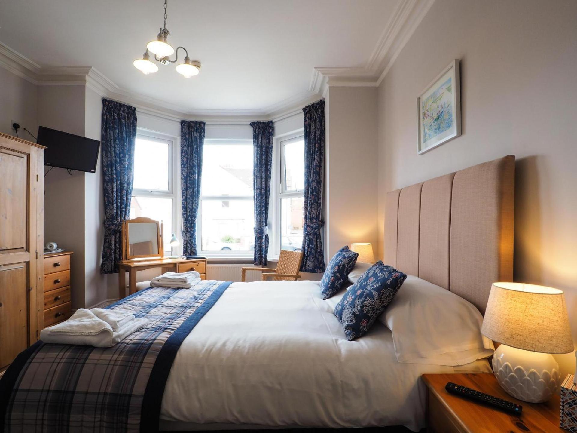 Bay Lodge Guest House Eastbourne Oda fotoğraf